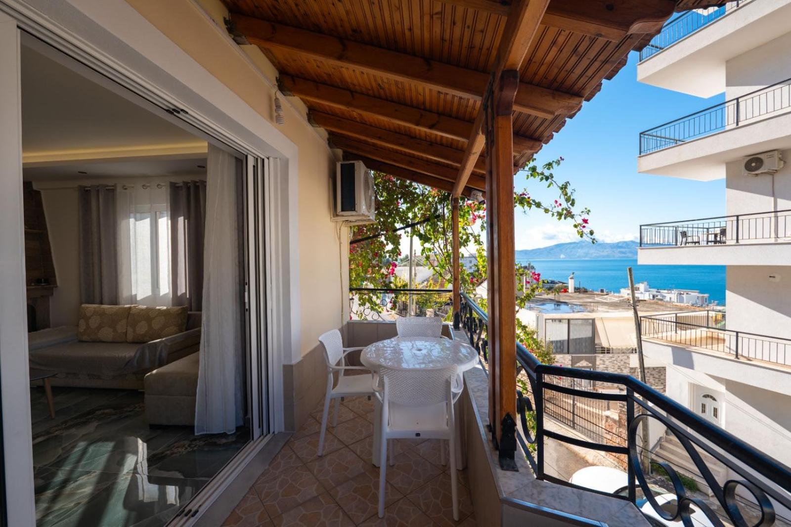 Vila Veli Brothers Sarandë Exteriör bild